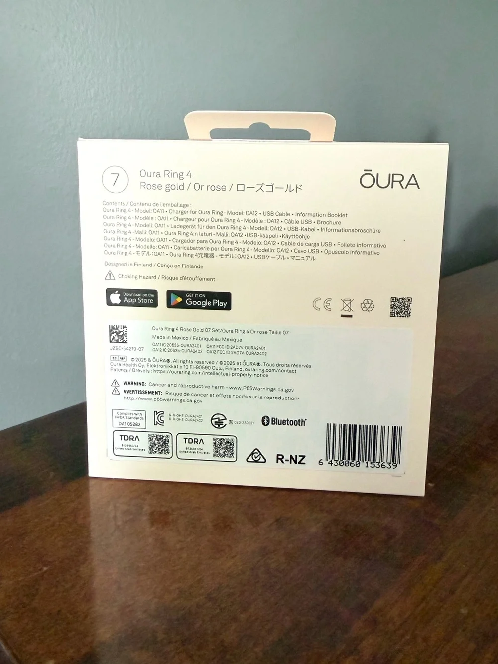 NWT Oura Ring 4 Rose Gold (Size 7)